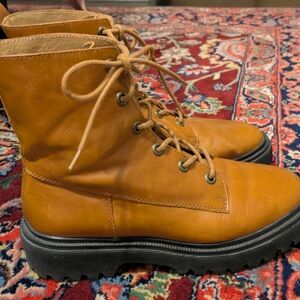 Women's Tan Leather Boots 9.5